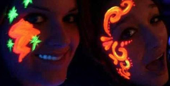 UV Glow Face Painting